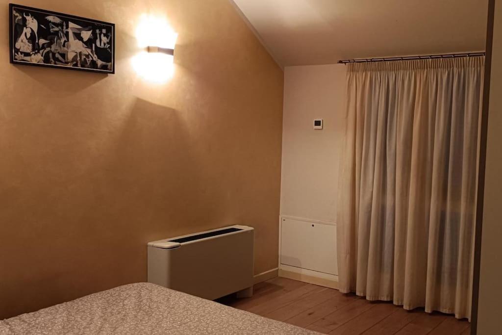 Central Terrace Escape With Jacuzzi Timisoara Bagian luar foto
